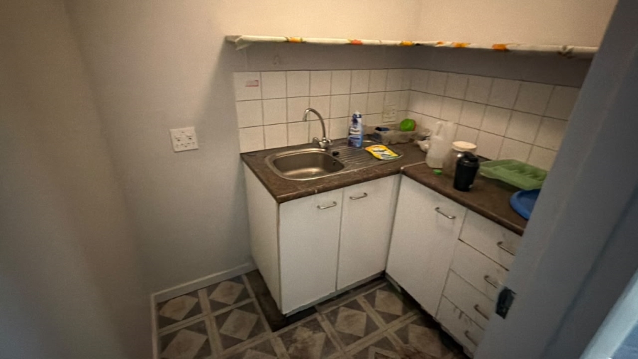 To Let Commercial Property for Rent in Brackenfell Central Western Cape